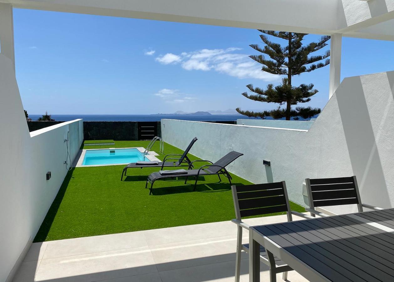 Marina Suites 8 Playa Blanca  Exterior photo